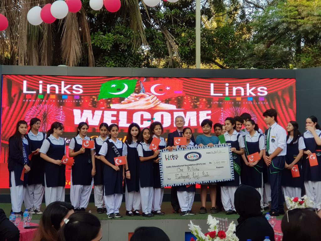 ترک قونصلیٹ جنرل کراچی کی لنکس سکول میں منعقدہ یادگاری پرو گرام میں شرکت