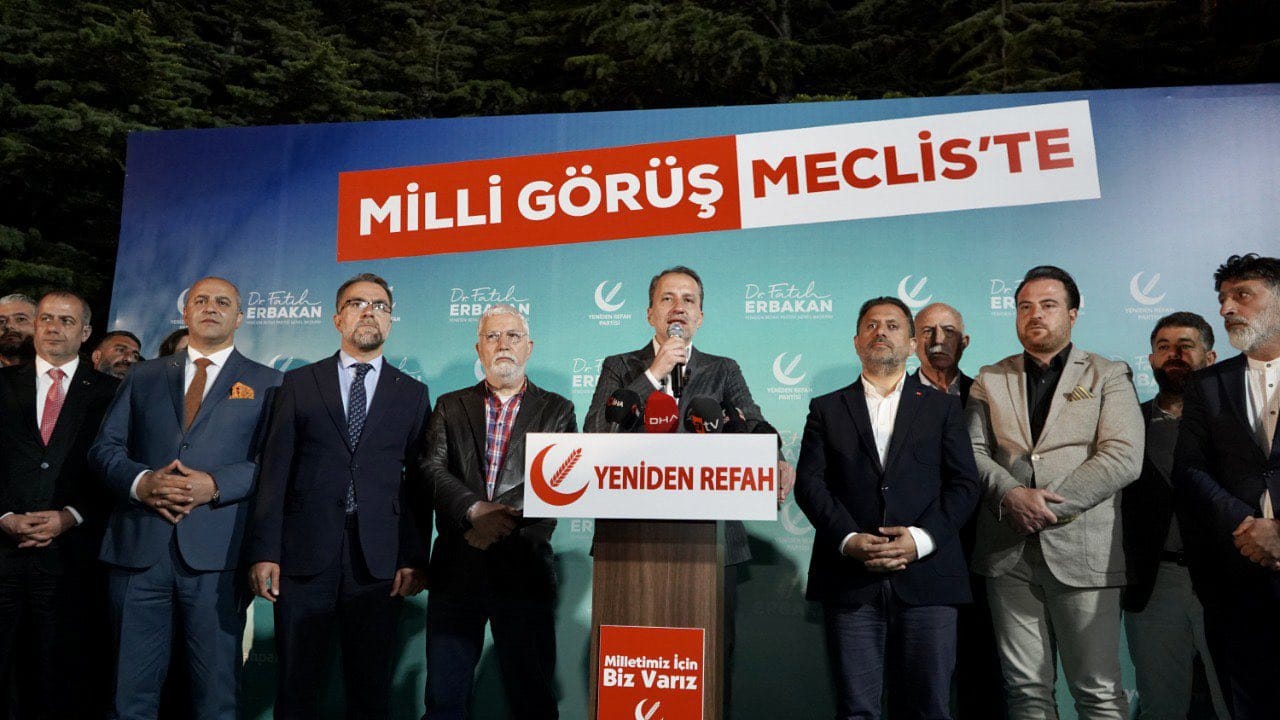 فاتح اربکان نے ملک بھر سے 15 لاکھ سے زائد ووٹ سمیٹے، 5 سیٹیں بھی جیت لیں