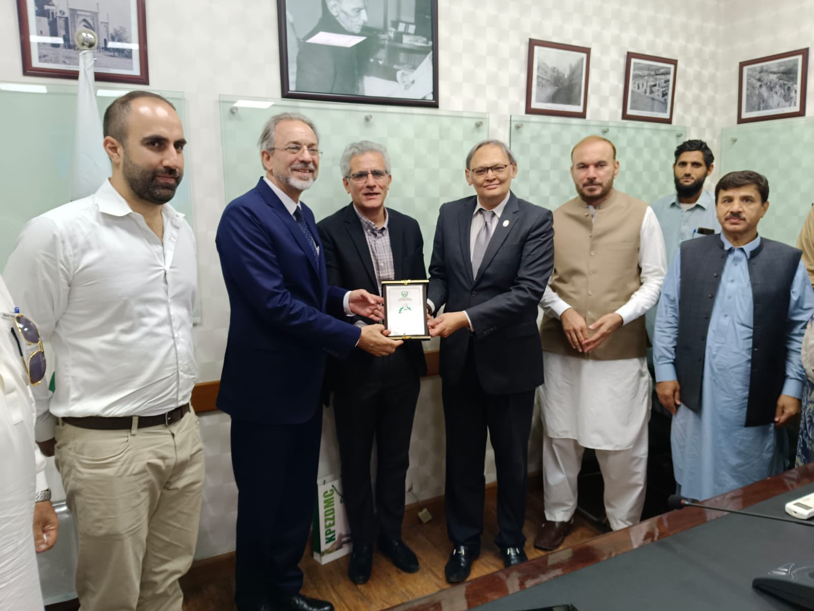 پاکستان میں ترکیہ کے سفیر مہمت پچاجی کا دورہِ پشاور