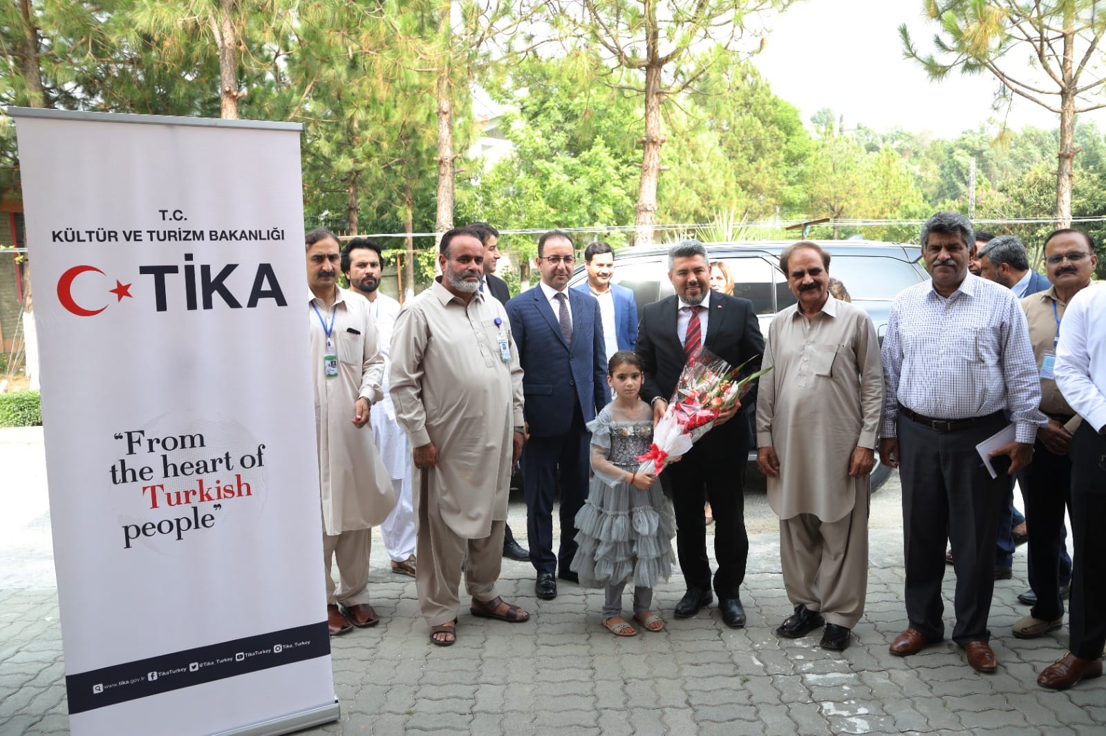 ٹکا کی جانب سے نیشنل ٹی اینڈ ہائی ویلیو کرپس ریسرچ انسٹی ٹیوٹ میں مالیکولر لیبارٹری کا افتتاح