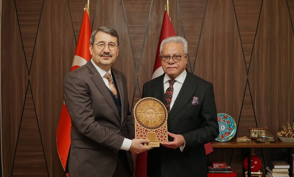 پاکستانی سفیر ڈاکٹر یوسف جنید کا ابن خلدون یونیورسٹی، انقرہ کا دورہ