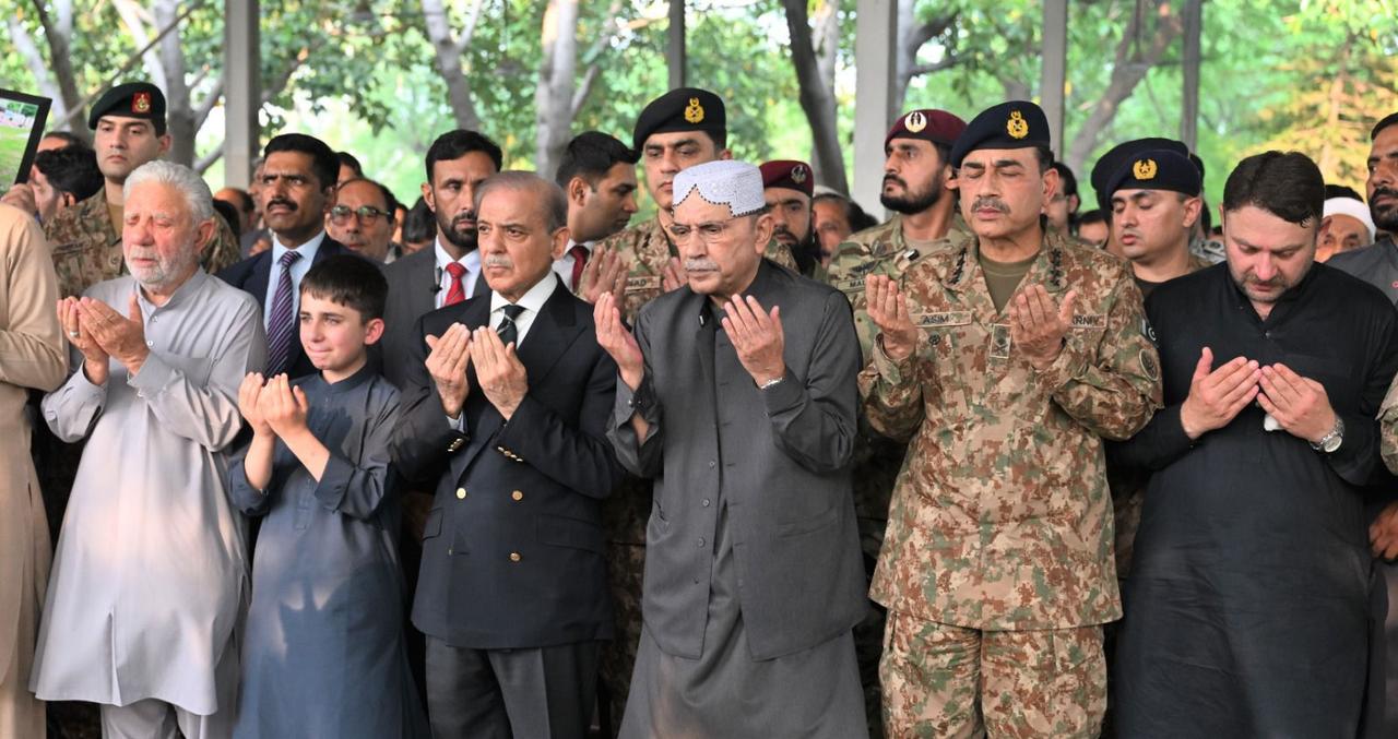 India-Pakistan Tensions: Funeral of Seven-Year-Old Irtiza Held with Participation of President, Prime Minister, and Army Chief