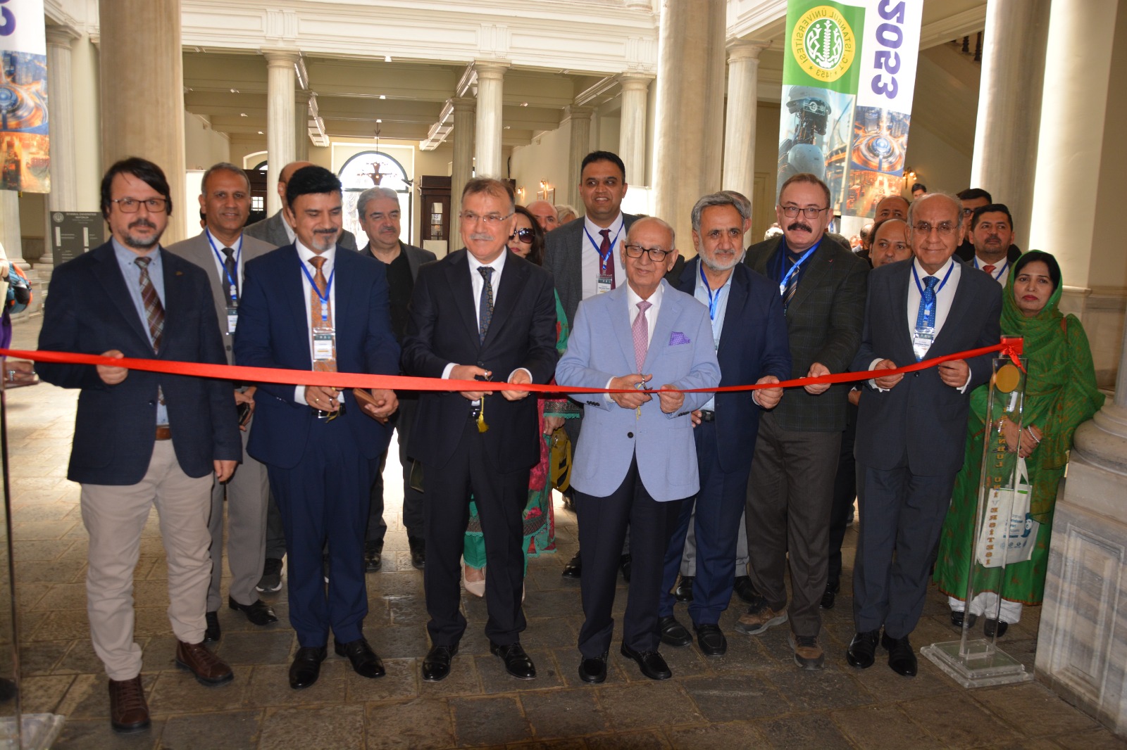 Yunus Emre Enstitüsü Hosts Abdurrahman Peshawari Photo Exhibition at Istanbul University