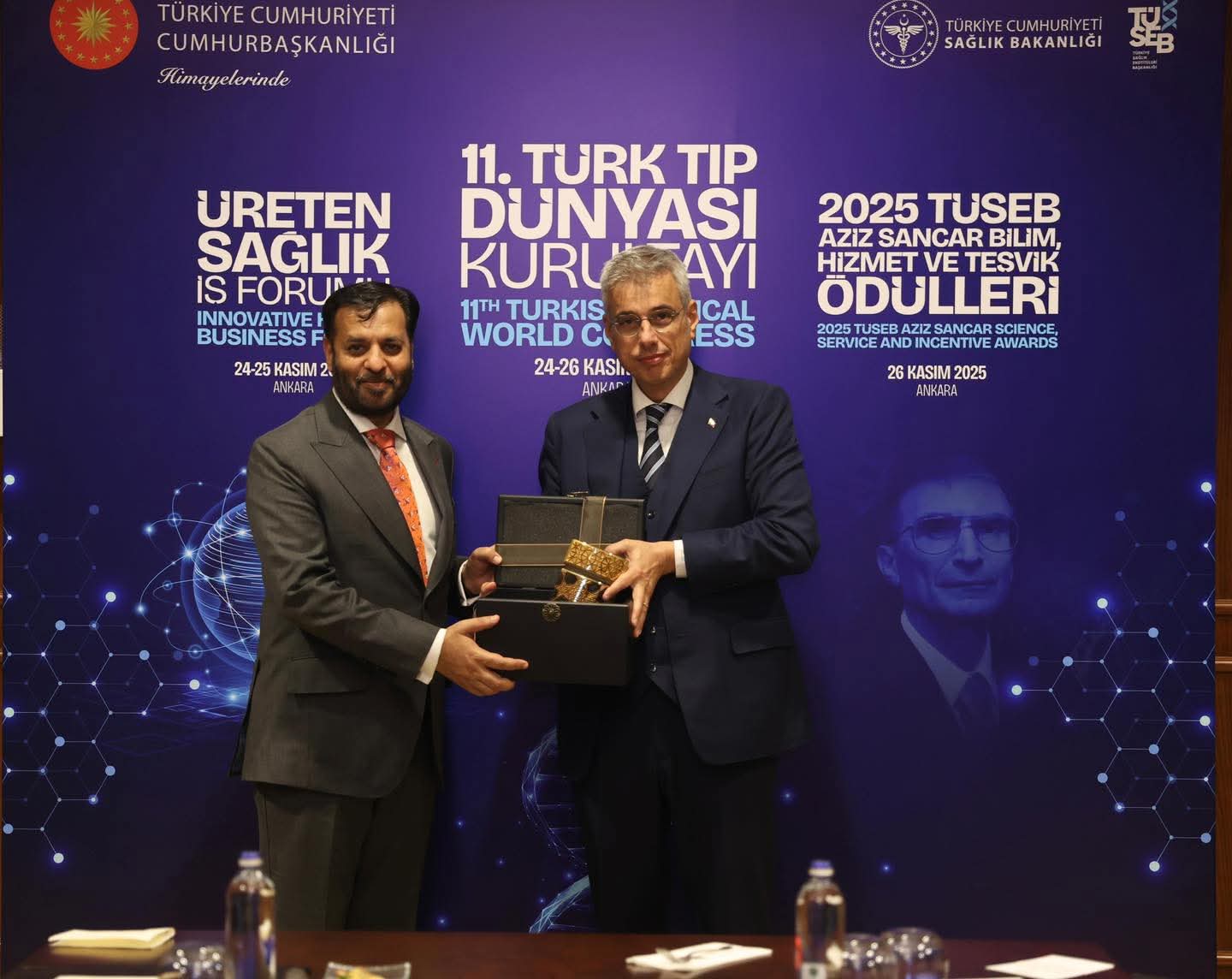 پاکستان اور ترکیہ کے وزرائے صحت کی انقرہ میں ملاقات، شعبہ صحت میں تعاون بڑھانے پر اتفاق