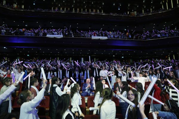 مستقبل تم ہو — صدر رجب طیب اردوان نے TRT Genç یوتھ چینل کا افتتاح کر دیا