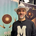 ترک موسیقار مراد ایوگن کی موسیقی بین الاقوامی سیریز ‘Pluribus’ میں شامل