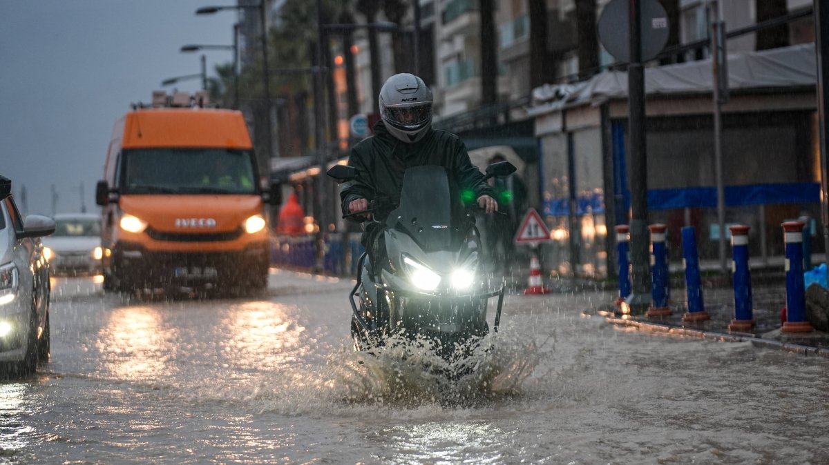 ترک سائنسدان نے موسمی خطرات کے لیے 60 گھنٹے قبل خبردار کرنے والا ابتدائی انتباہی نظام تیار کر لیا