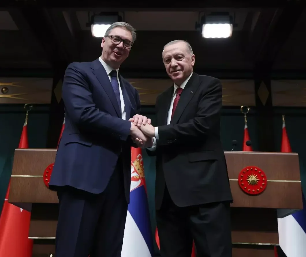 ترکیہ اور سربیا کا دفاع، توانائی اور تجارت کے شعبوں میں تعاون مزید مضبوط بنانے پر اتفاق