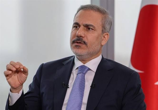 ترکیہ کے وزیر خارجہ حاقان فیدان اسلام آباد پہنچ گئے!