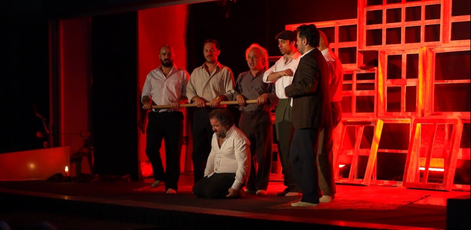 ترکیہ میں فن کا منفرد سفر شروع: “تھیٹر ٹرین” 13 شہروں میں ثقافت کے رنگ بکھیرے گی