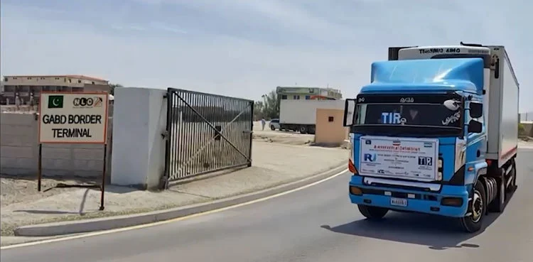 افغانستان کی بجائے ایران کے راستے پاکستان کی نئی تجارتی پیش رفت