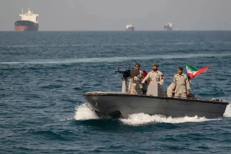 ایران نے آبنائے ہرمز کو دوبارہ بند کردیا، امریکہ کو دو ٹوک پیغام